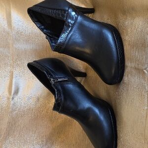 NWT Bandolino Leather 3" Stiletto Heel Bootie, Black, Size 7M